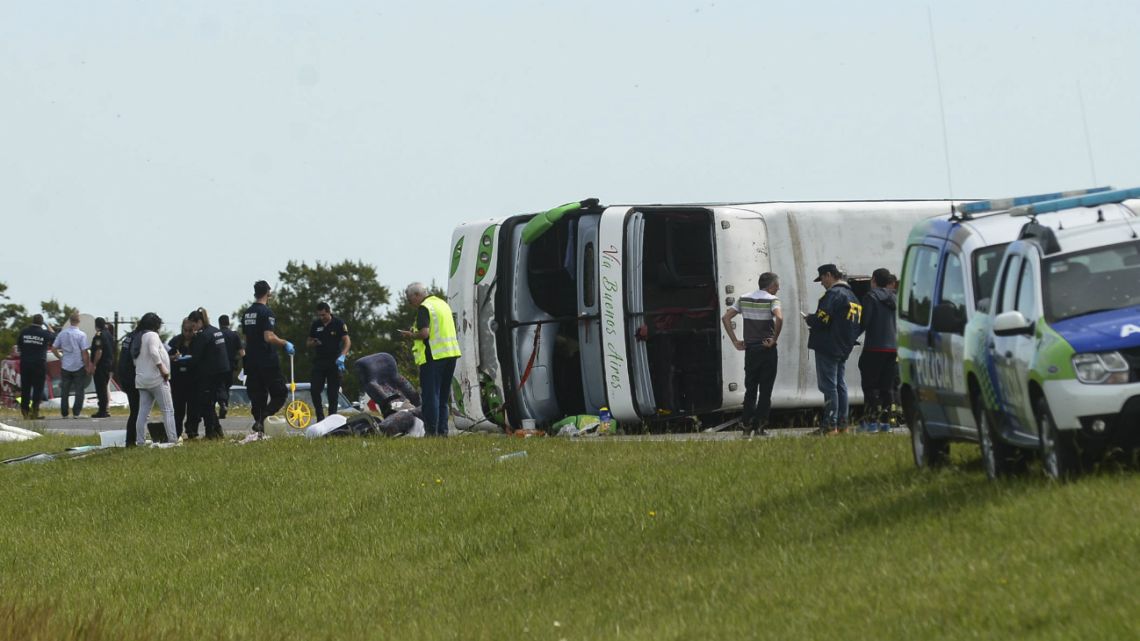 Tragedia en la Ruta 2: todo sobre el gravísimo accidente que dejó 2 ...