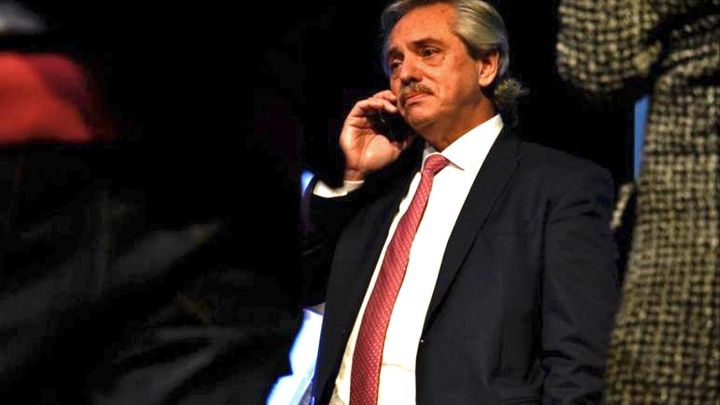 Alberto comunicado vía telefónica.