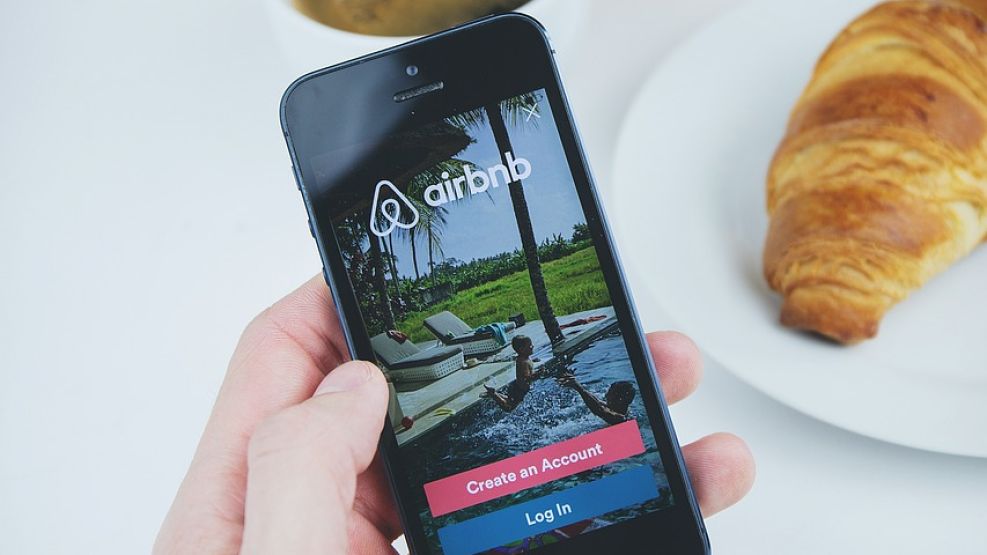 airbnb app