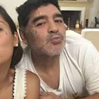 ¿Que dirá Diego? Jana Maradona debutó como modelo de lencería