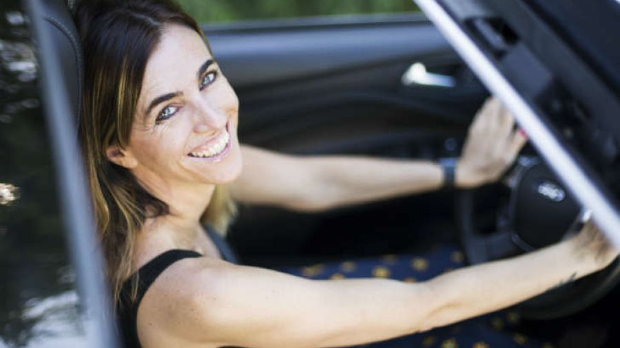 luly-dietrich-de-mujeres-al-volante