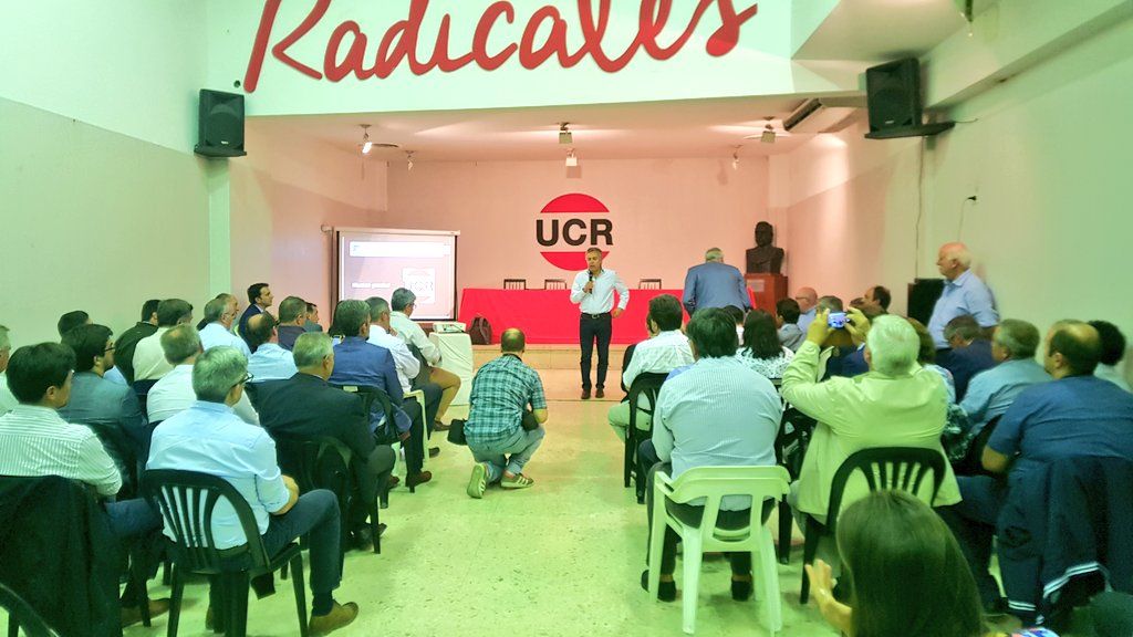 Intendentes y jefes comunales radicales de todo el país se dieron cita en el Comité Nacional de la UCR con el objetivo de elaborar, de manera conjunta, un plan de trabajo para los próximos años.