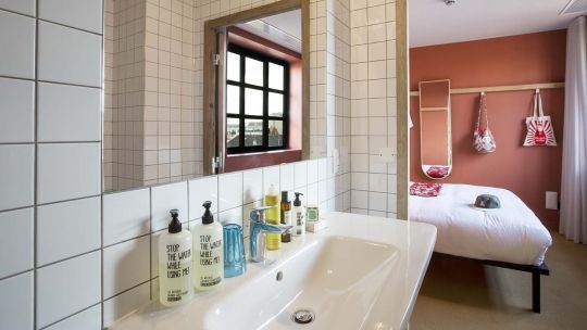 Hoteles respetuosos con la naturaleza: Qué hacen y cómo se comprometen