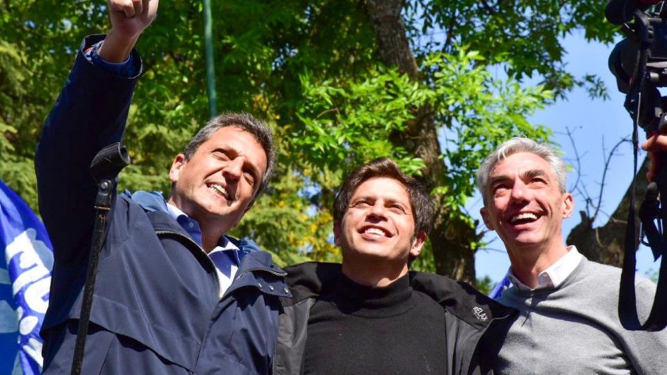 Axel Kicillof y Sergio Massa acompañaron a Mario Meoni en la campaña a intendente de Junín.