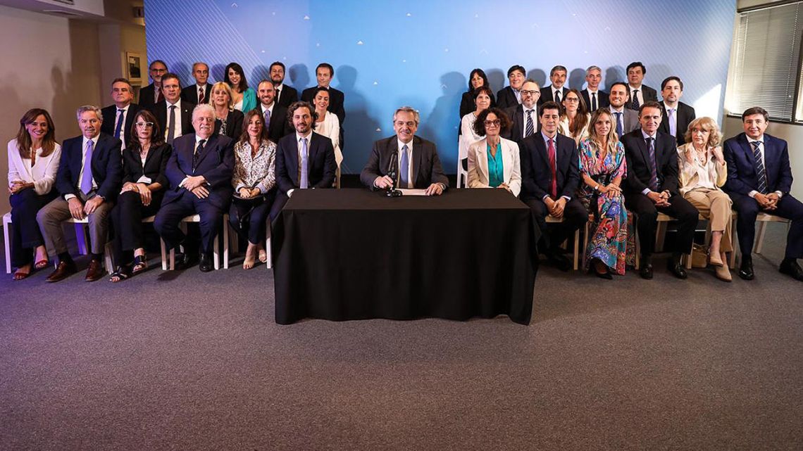 President-elect announces 21-strong team: Martín Guzmán to head economy portfolio and Felipe Solá was confirmed as foreign minister.