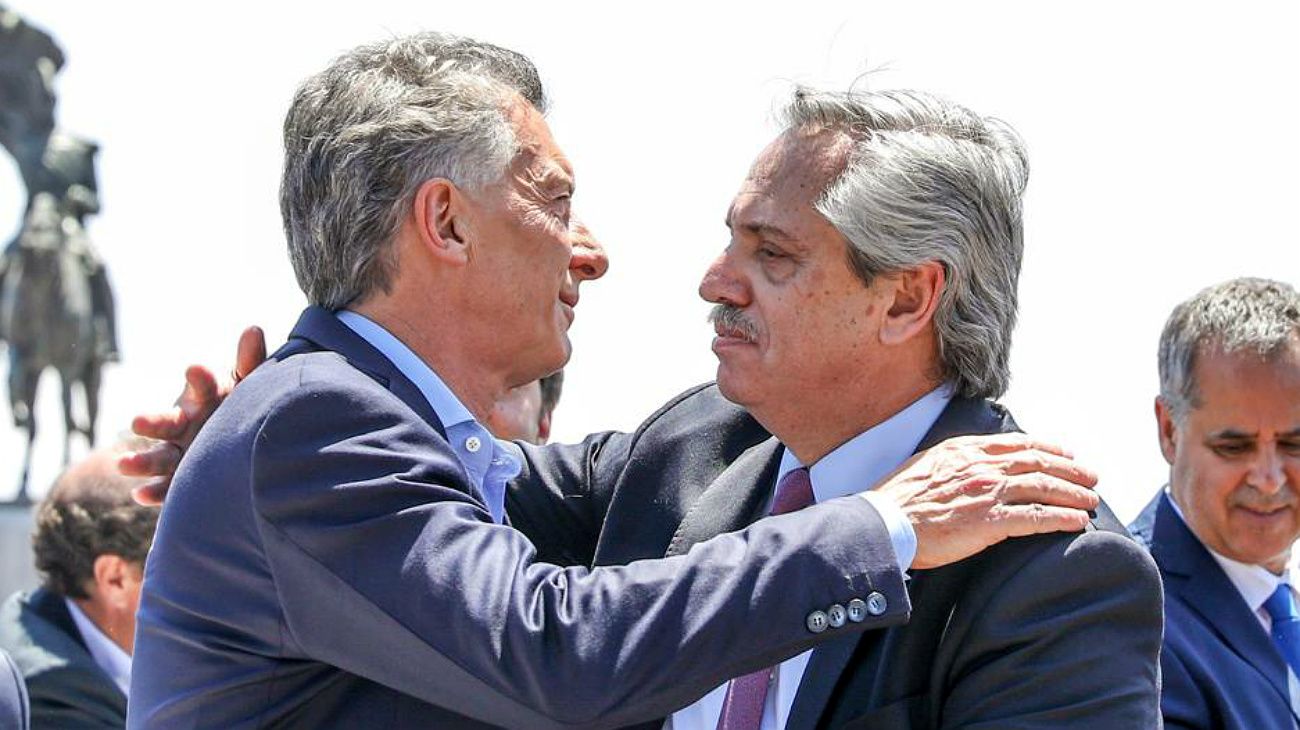 Macri y Alberto Fernández, distendidos en la misa de Luján.