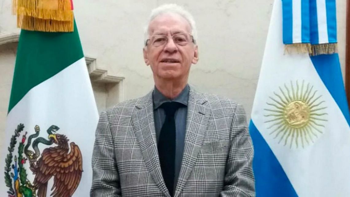 Óscar Ricardo Valero Recio Becerra.