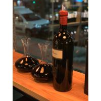 Caná WineTasting Room