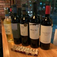 Caná WineTasting Room
