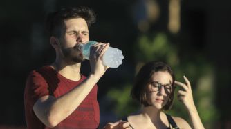 La ola de calor va a durar al menos tres días.