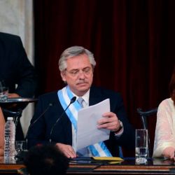 Alberto Fernández y Cristina Kirchner en pleno discurso de asunción | Foto:Pablo Cuarterolo