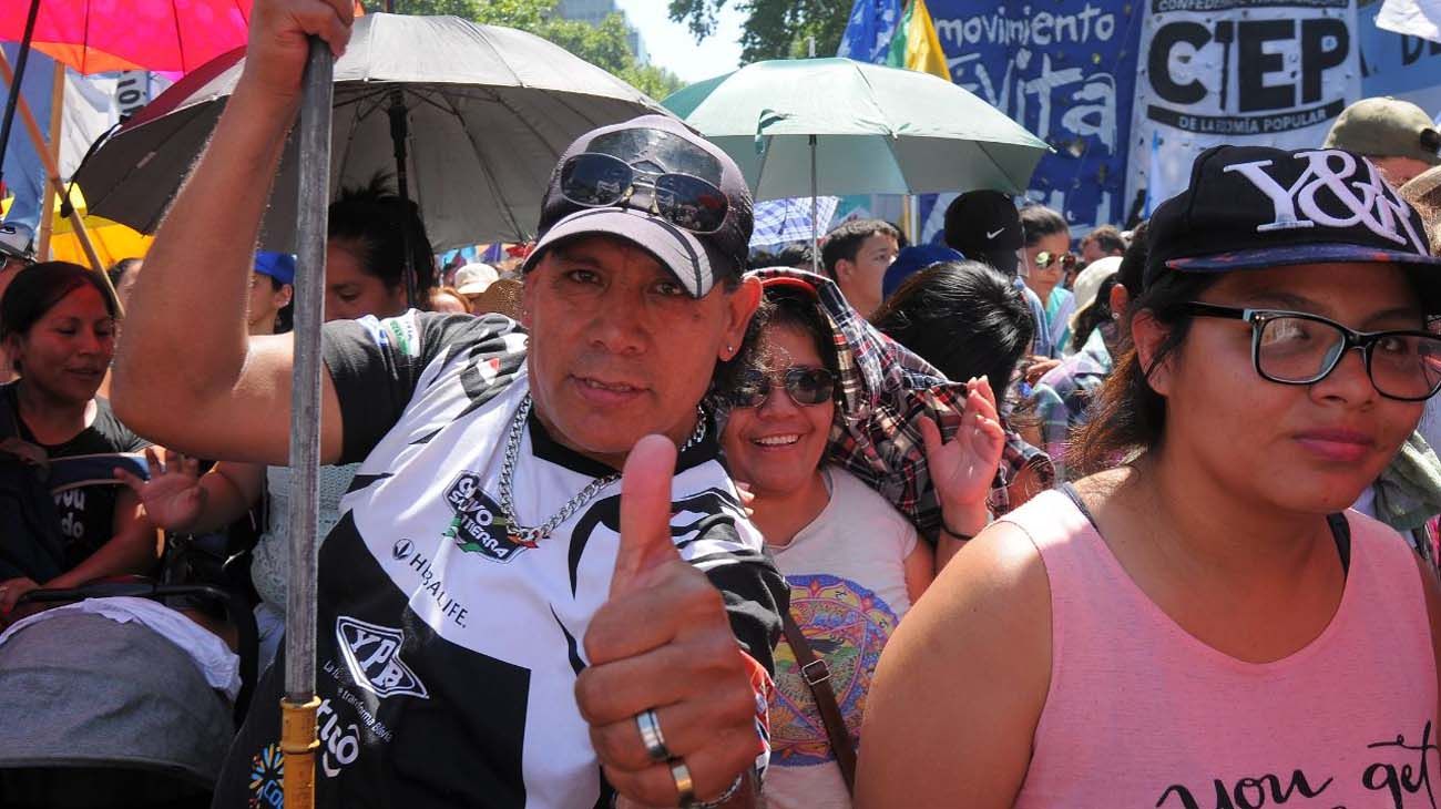 Festejo Plaza de Mayo Asuncion Alberto Fernandez 