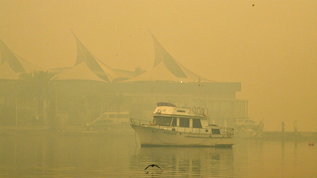 La ciudad de Sidney quedó envuelta en una neblina tóxica.