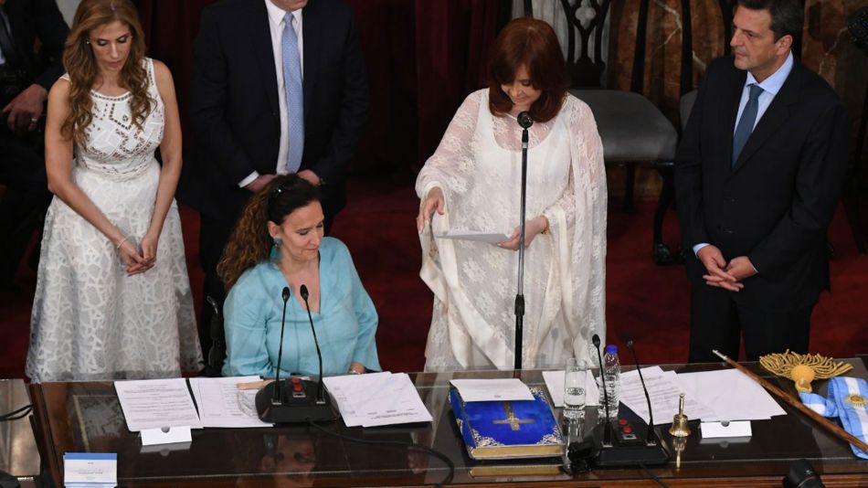 Asunción Presidencial 1012209