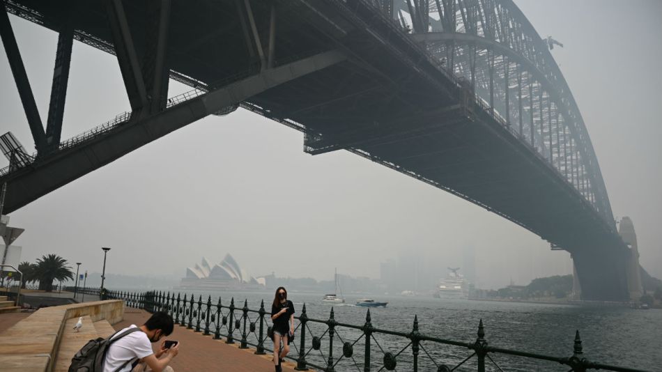 La ciudad de Sidney quedó envuelta en una neblina tóxica.