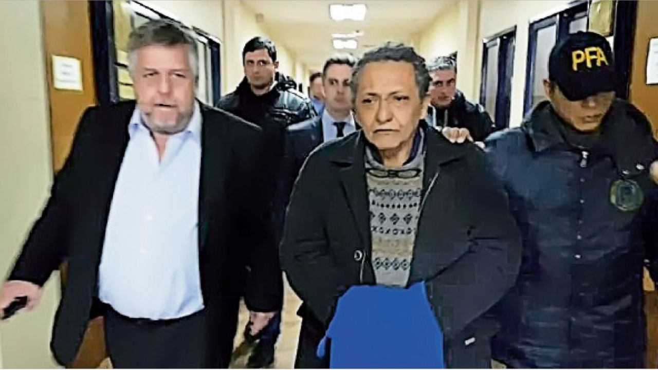 En comodoro Py. Centeno con el fiscal Carlos Stornelli, al frente del caso de los cuadernos de la corrupción K. | Foto:cedoc