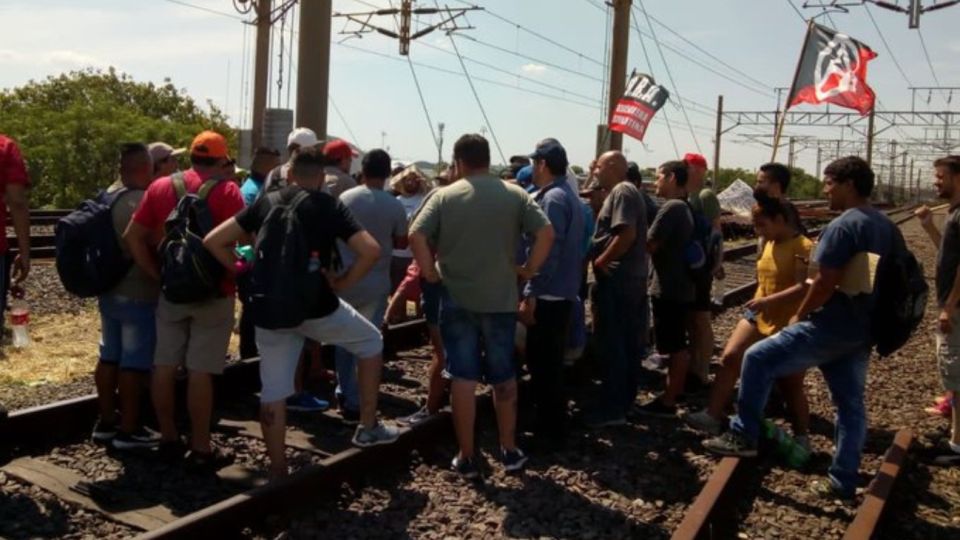 protesta tren roca g_20191211