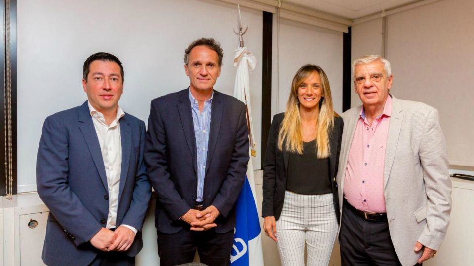 Leo Nardini (izq), Katopodis, Malena Galmarini y Lingieri.