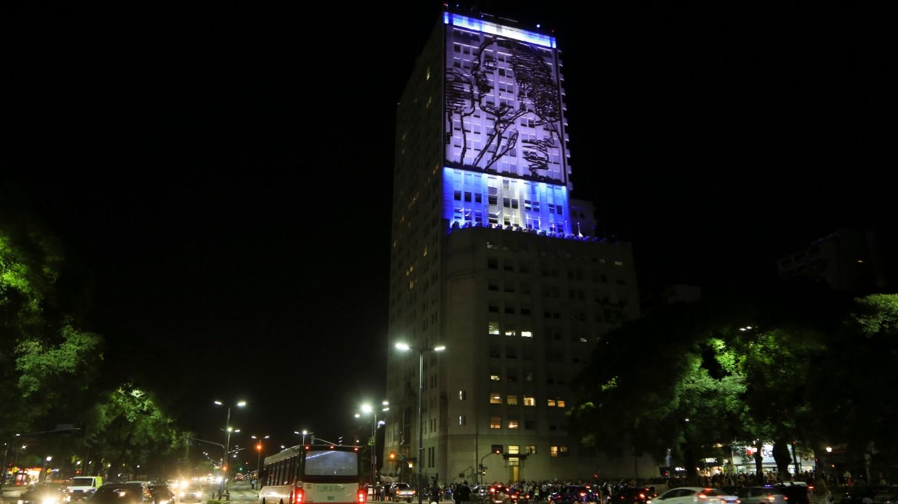 Volvieron a encender la imagen de Evita en el Ministerio de Desarrollo Social.