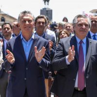 Fabiola le regaló al papa Francisco el cáliz de la misa en la Basílica de Luján