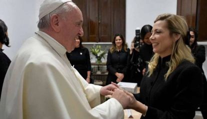 Así fue el encuentro de Fabiola Yánez y el Papa Francisco en el Vaticano