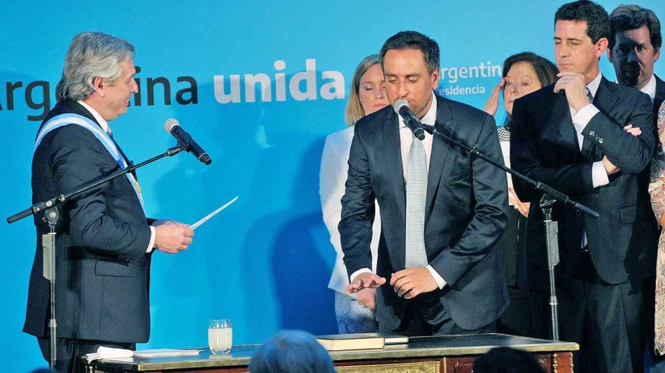 20191214_juan_cabandie_alberto_fernandez_jura_juanferrari_g.jpg