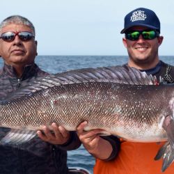 En la primer pasada, Jorge Alfonso pescó un salmonazo de 22 kilos, el más grande de la jornada. 