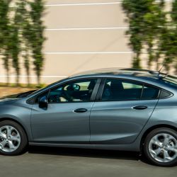 Parabrisas El Chevrolet Cruze Lt 2020 Llega Con Novedades