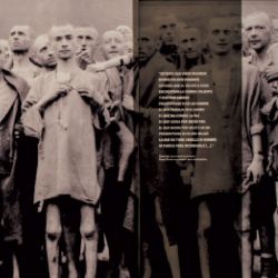 Las distintas estaciones de la muestra permanente recorren la historia de la mayor tragedia del siglo XX. Abajo, la escultura de Roberto García Balza inspirada en la Estrella  de David. | Foto:Juan Ferrari