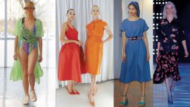 las tendencias Izq., trajes enterizos (Benito Fernández). Colores shocking (Pablo Ramírez). Denim (Mariana Dappiano). Faldas “midi” (Kosiuko). Lunares (Santiago Artemis). Accesorios de rafia (Benito Fernández). Sandalias deportivas (Vuitton).