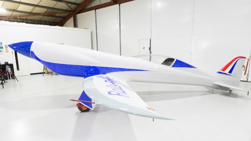 Rolls-Royce presentó un avión eléctrico