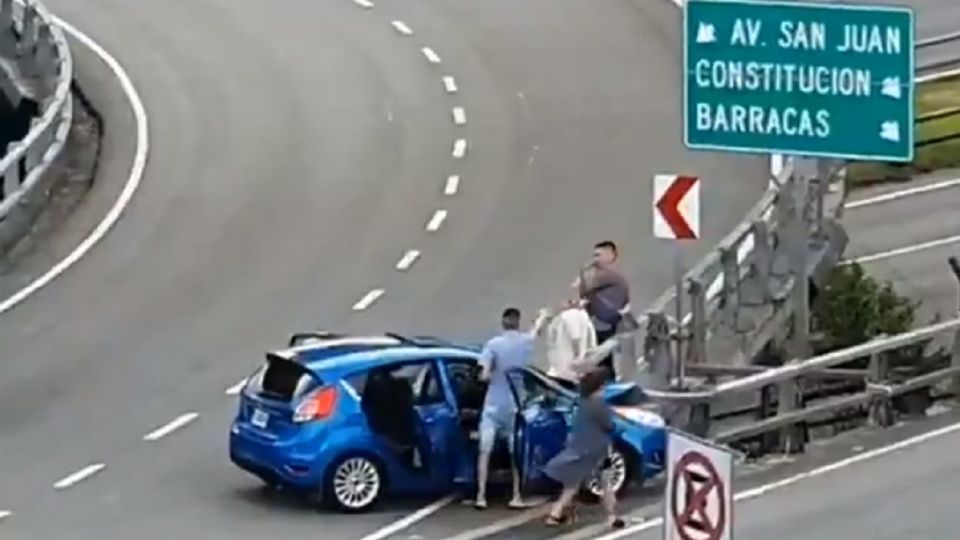 El accidente en la Autopista 25 de Mayo.