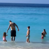 Wanda Nara y Muro Icardi apasionados en las Islas Maldivas