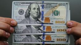 El dólar blue puede seguir su tendencia alcista tras el recargo del 30 por ciento en el "dólar ahorro".