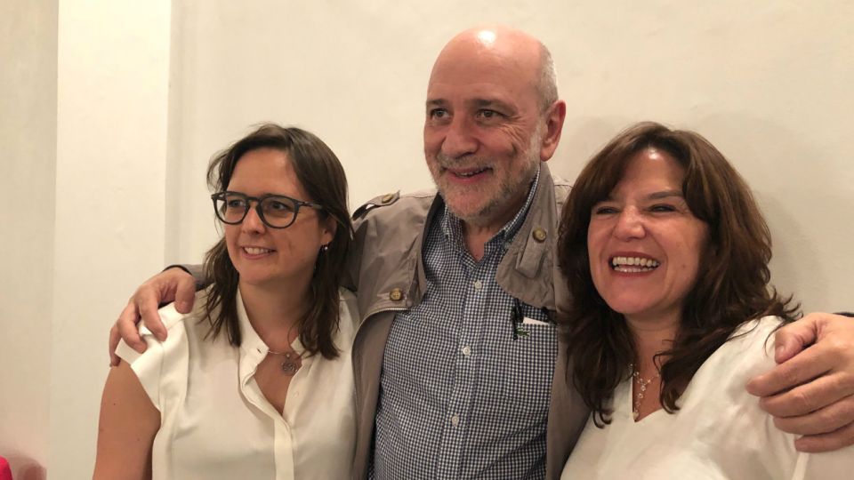 Jesús Rodríguez, auditor radical, junto a Brenda Austin e Inés Brizuela.