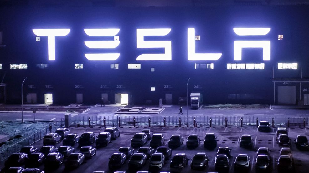 Tesla Secures More Than $1.4 Billion in Financing from China