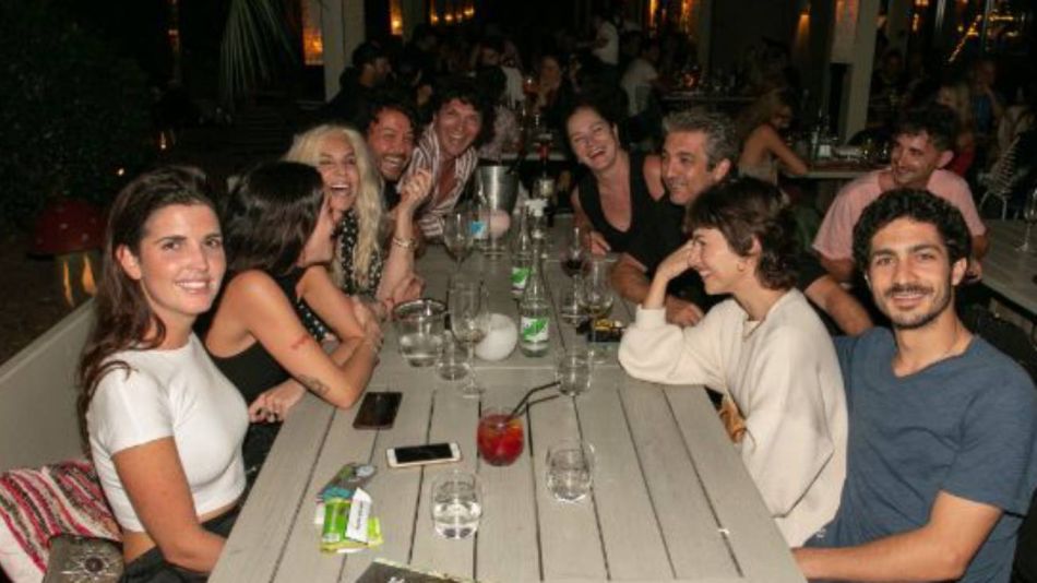 La exclusiva cena de Susana Giménez y la familia Darín rodeados de celebridades en Punta