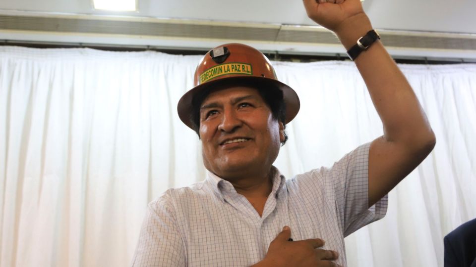 Evo Morales encabezó una reunión con dirigentes del MAS en Buenos Aires.