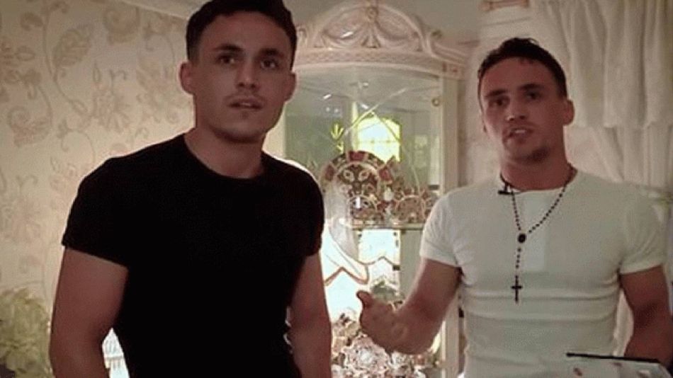 Conmoción: encontraron ahorcados a dos famosos gemelos de un reality show