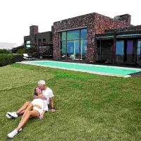 FOTOS | Eduardo Costantini y su novia abren su residencia de Punta del Este