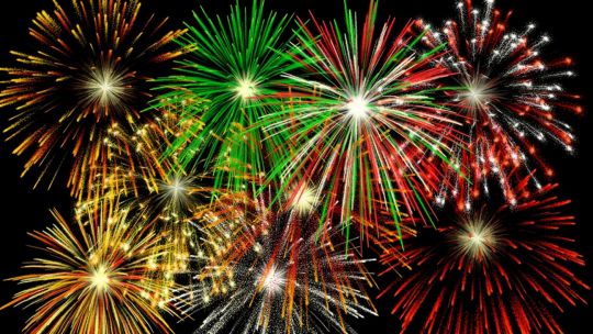 Récord: ningún herido por fuegos artificiales.