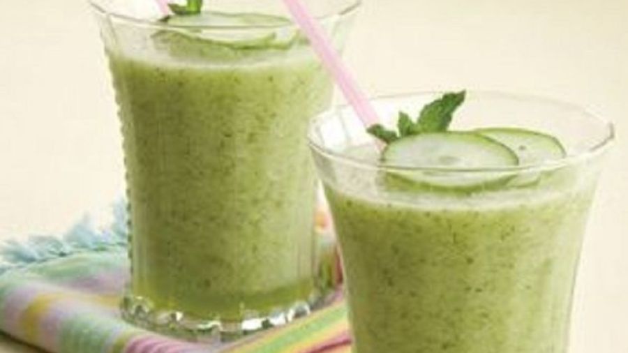 los-jugos-y-bebidas-saborizadas-caseras-son-una-gran-opcion-para-los-que-les-cuesta-tomar-agua-en-cantidad