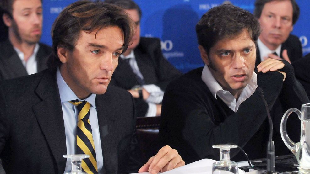 Adrián Cosentino, en una foto de archivo de cuando era secretario de Finanzas,junto al entonces viceministro Axel Kicillof.
