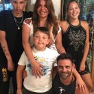 Nazarena Vélez apuesta a la convivencia con su novio y sus hijos, en Mendoza