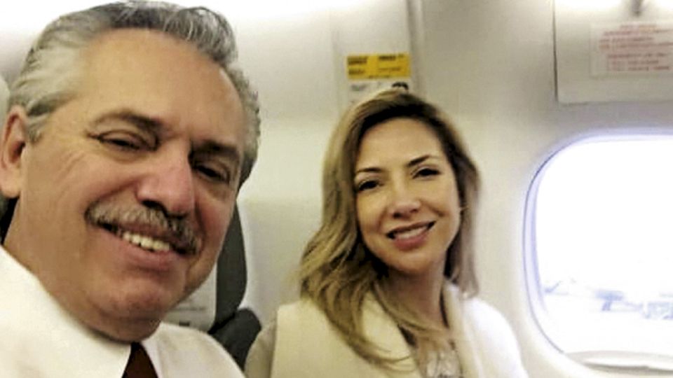 Alberto Fernández junto a Fabiola Yañez.