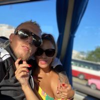Las románticas vacaciones de Barby Silenzi y El Polaco: pancita y lomazos al sol