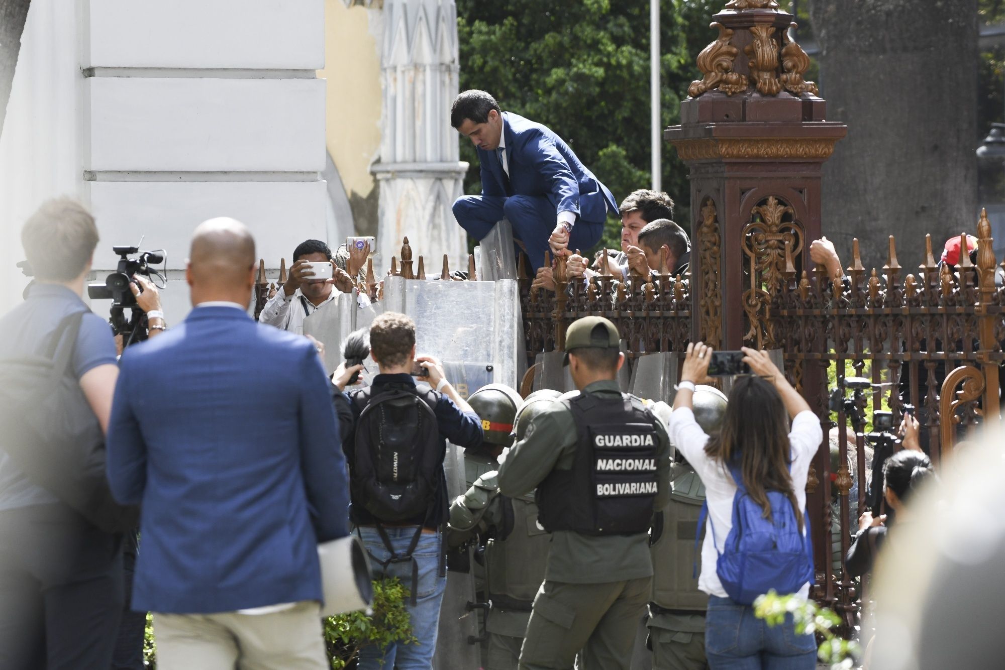 Maduro Forces Oust Guaido from Congress and Spark Day of Chaos