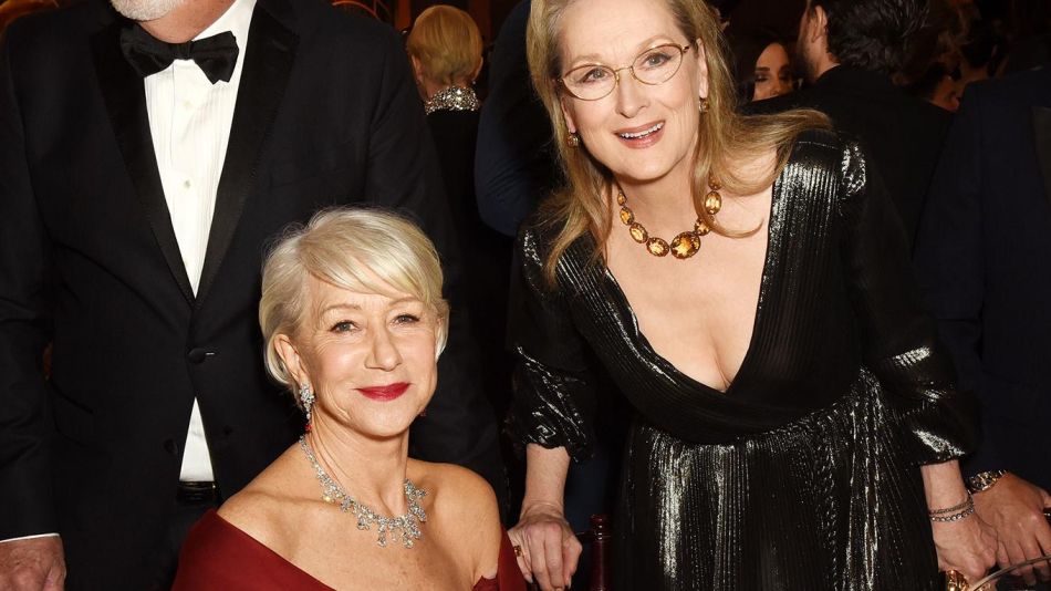 Meryl Streep y Hellen Mirren protagonizaron la "perlita" de los Globos de Oro