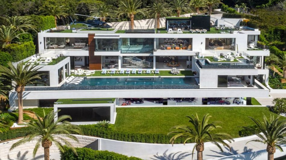 mansion billonaire bloomberg