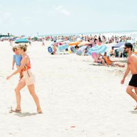 Las románticas vacaciones de Gonzalo Heredia y Brenda Gandini en Mar del Plata